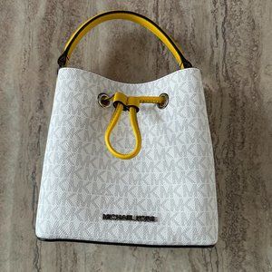 Michael Kors Women's White Yellow Monogram Suri Bucket Bag, NWOT